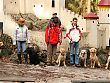 zleva: Zuzka s Denym, Slávka a Jessi, Dita a Ulla (nad je Deniska), Petr a Olli, Laruška, Charlie a Hanka.